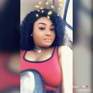 Meet your Posher, Kamoy